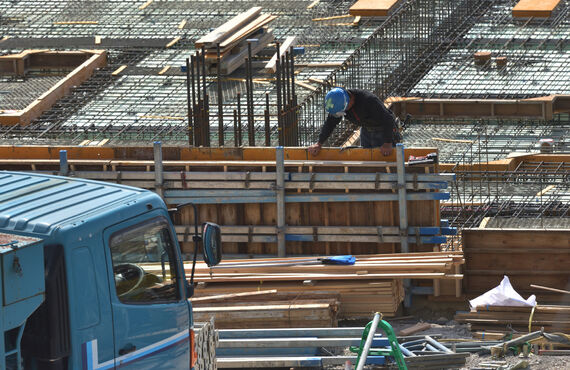 型枠大工とは？どんな仕事？型枠大工の工法や役立つ資格紹介
